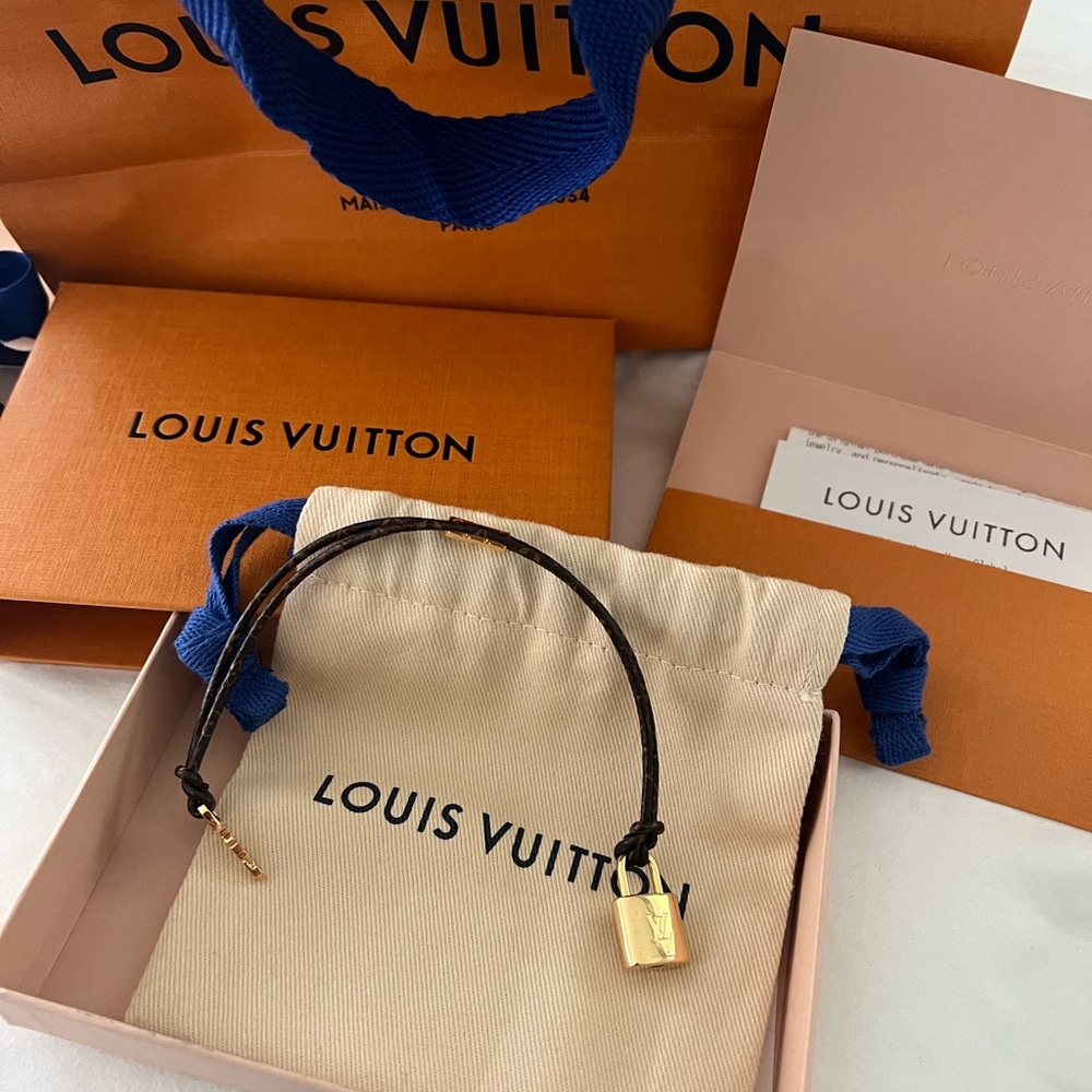 Louis Vuitton Black Cord Bracelet with Gold-Tone Lock - Picture 3 of 6